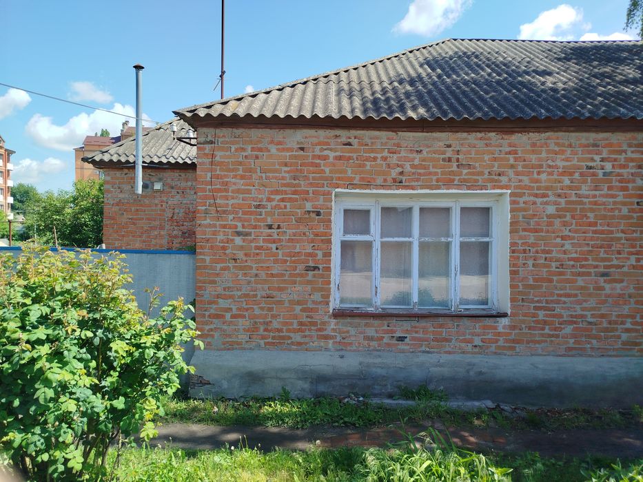 Продам двокімнатну квартиру частину будинку