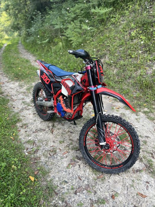 Продам мотоцикл Kovi MAX 300