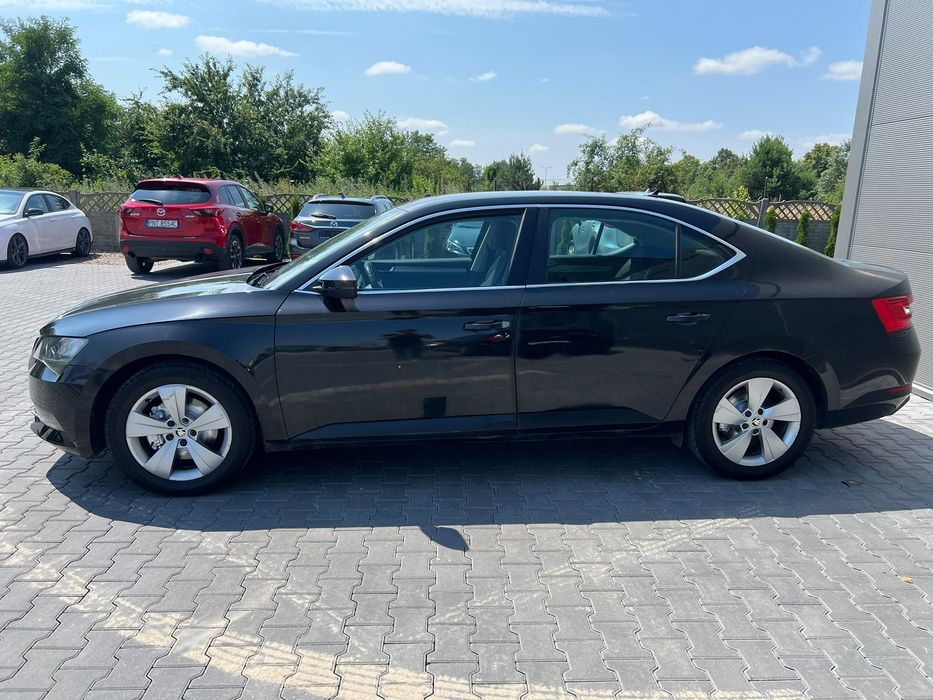 Skoda Superb poobcierany