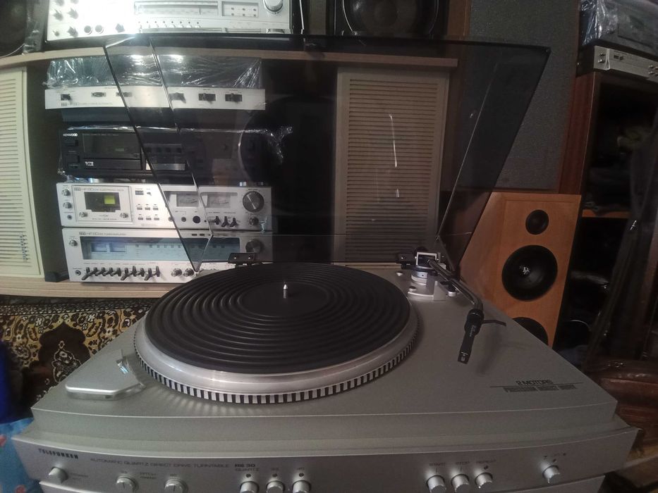 Telefunken RS 30 програвач вінілу Quartz Direct Drive