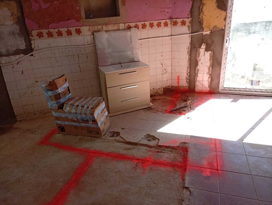 Casa Terrea para recuperar em Santa Clara de Louredo 75m2
