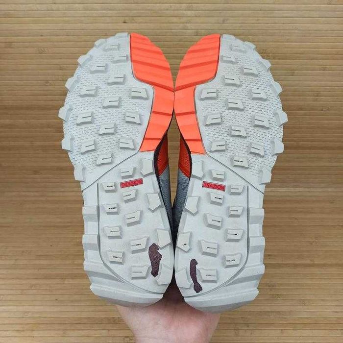Кросівки Adidas Kanadia 8.1  Розмір 40,5 (25.5 см.)