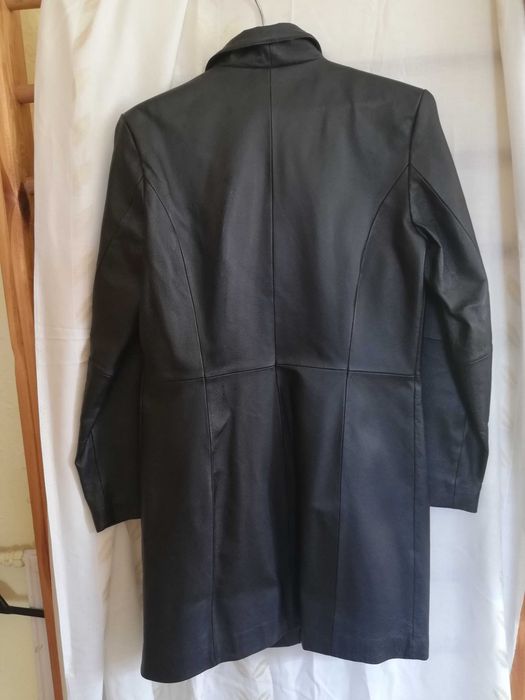 Skórzany czarny klasyczny płaszczyk, elegancki