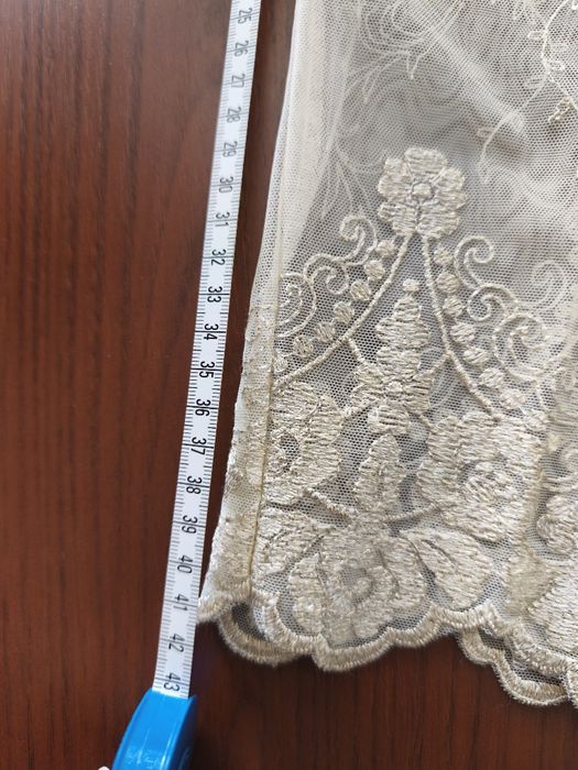 Modesta bluzeczka z narzutką 46