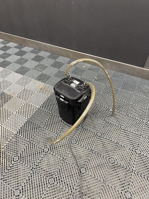 Sprzedam filtr do akwarium 1500L/h