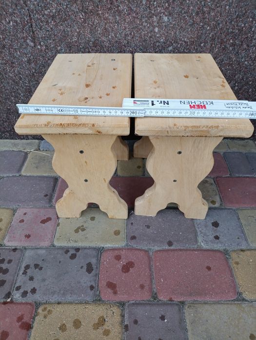 Табуретки деревянные (новые)