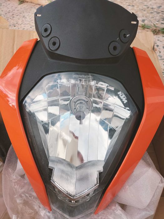 Farol KTM Duke 125/200/390 (2011-2016)