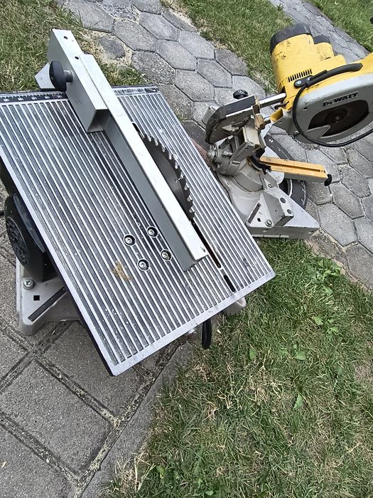 Ukośnica,piła stołowa DeWalt dw711