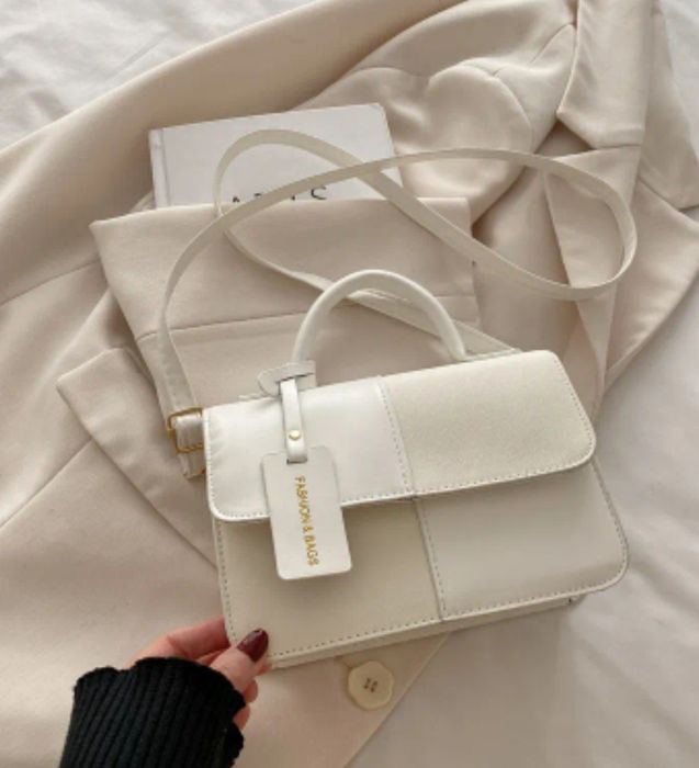 Nowa torebka biało kremowa