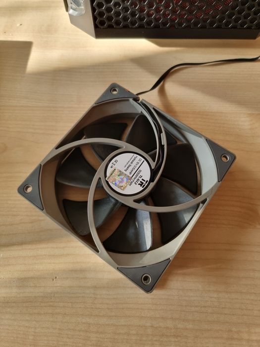 wentylator thermalright 120mm 4pin