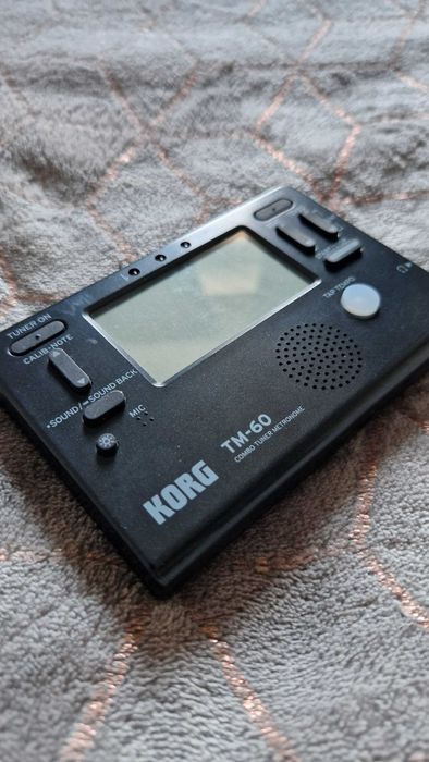 KORG TM-60 Stroik Gitarowy metronom