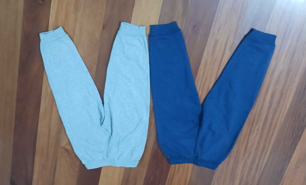 Conjunto de 4 calças de treino para criança - 4/5 anos