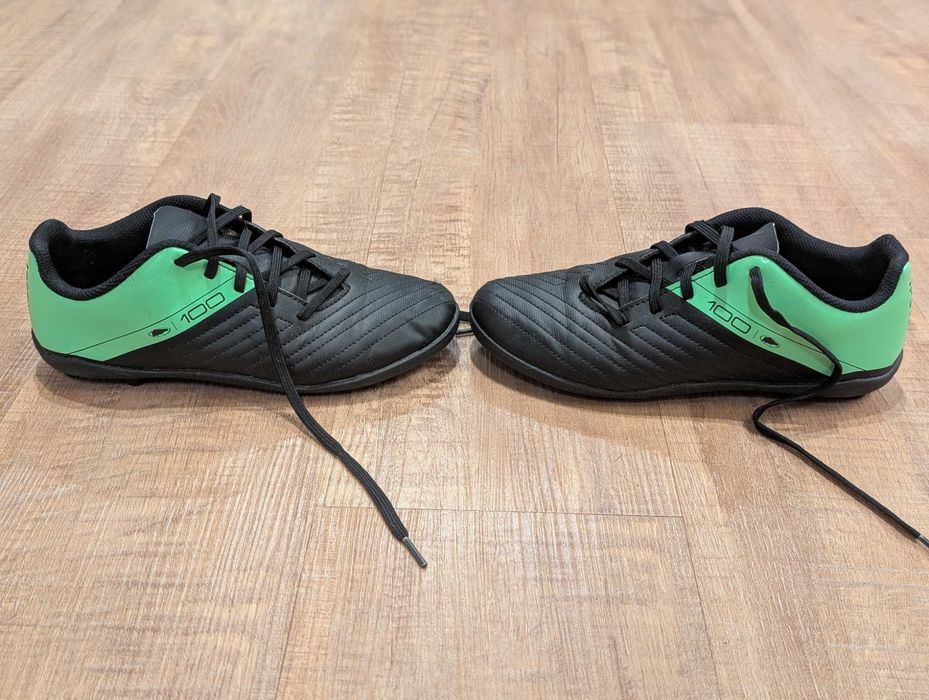 Korki dziecięce Kipsta 100 rozmiar 37 sznurówki