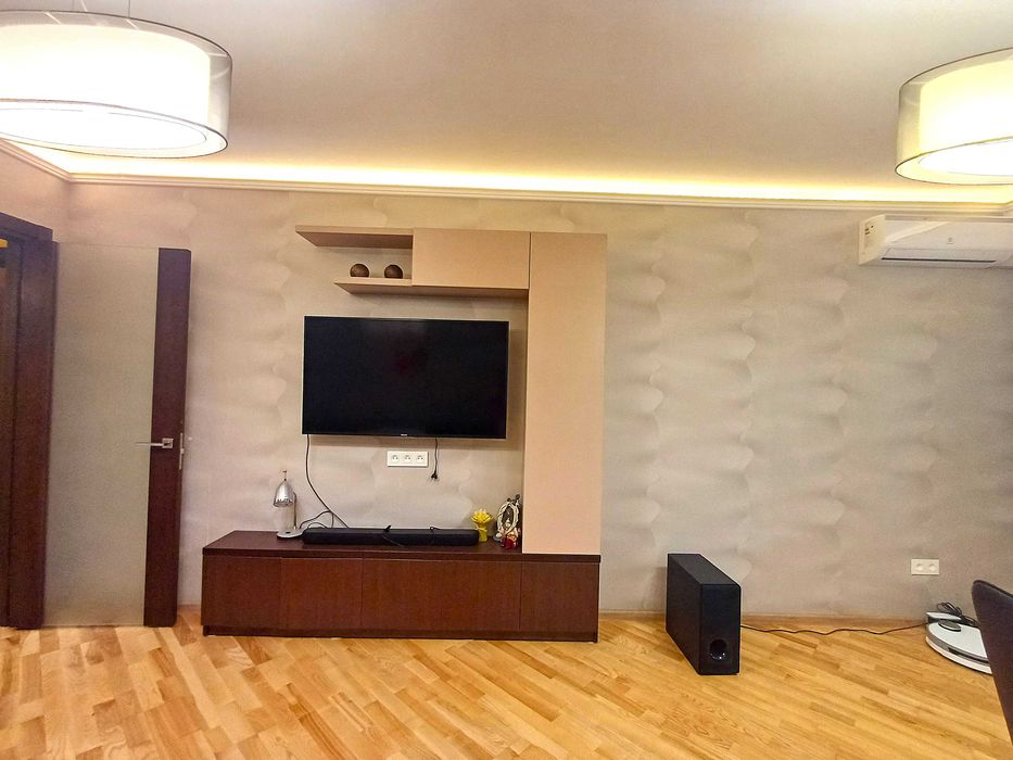 Продажа 2-комнатной квартиры с ремонтом Набережная Победы 48!!