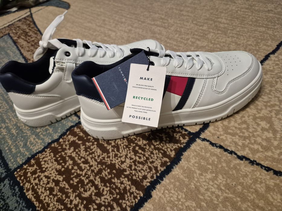 Tommy Hilfiger unisex  rozm 40