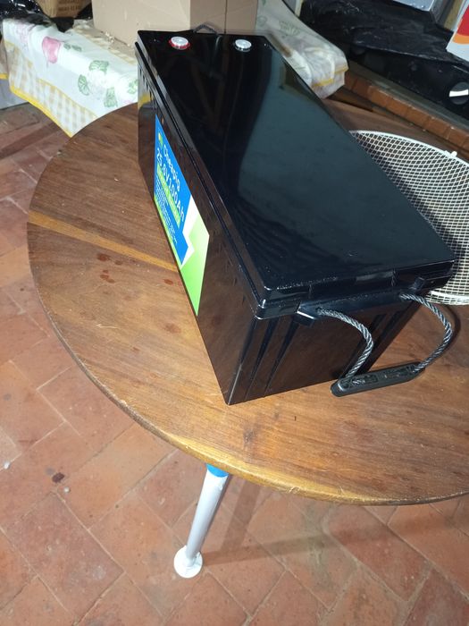 Bateria solar nova