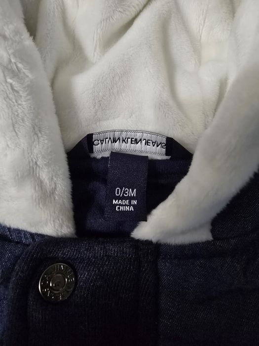 Kombinezon dzieciecy Calvin Klein 1-3mc