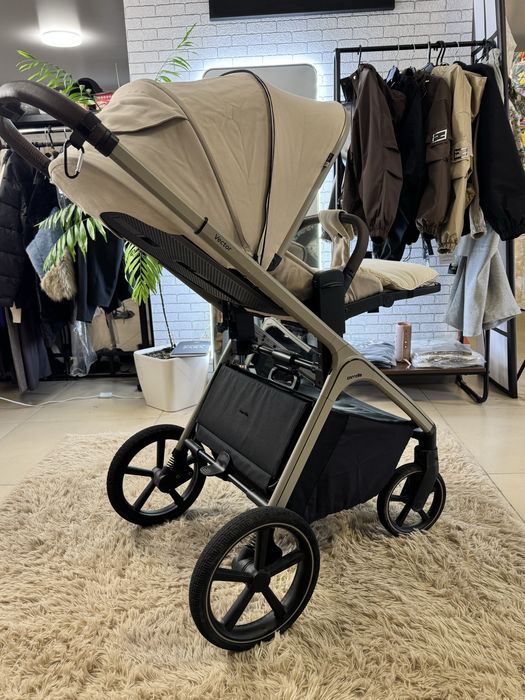 Коляска 2 в 1 Carrello Vector