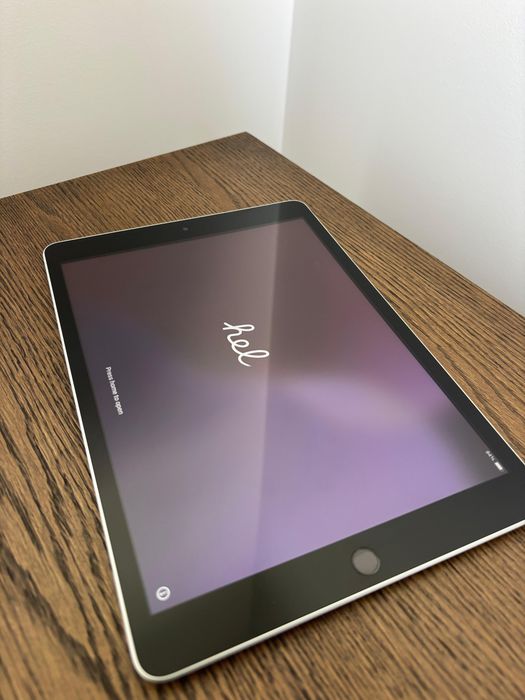 Apple Ipad 9a Geraçao - 2021 - 64GB