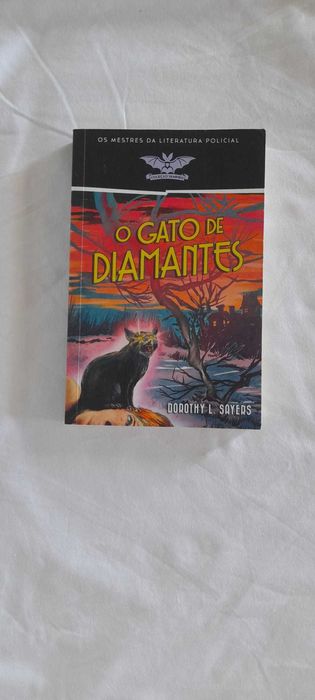 Conjunto de livros da autora ELLERY QUEEN-Coleção vampiro