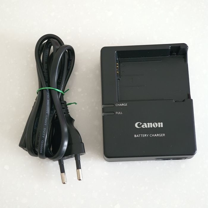 Фотоаппарат Canon EOS 550D