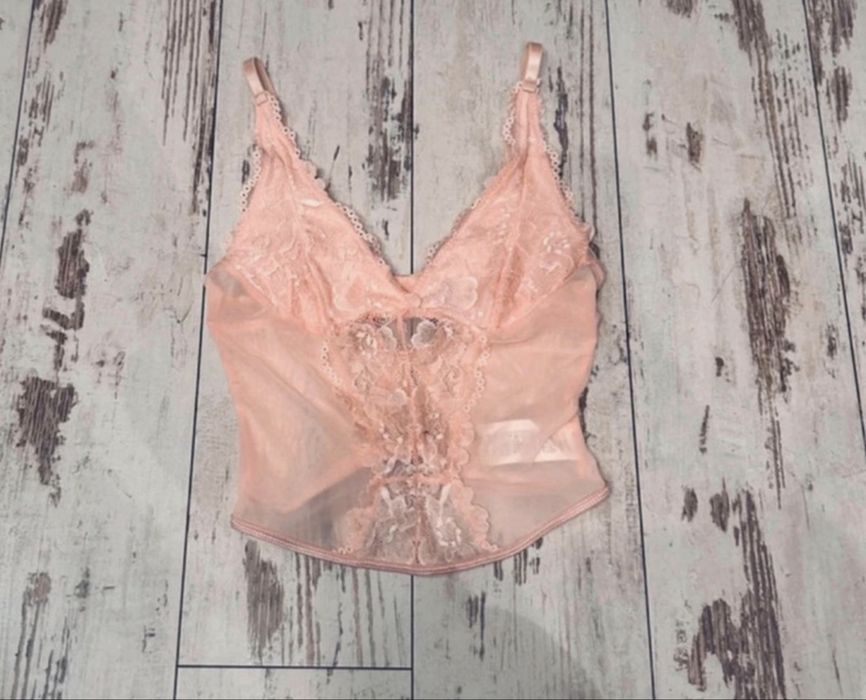 koronkowy top gorset