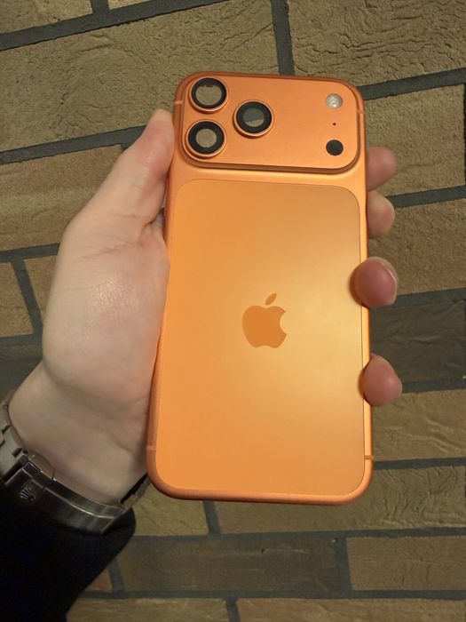 Оригінальний корпус для Apple iPhone 17 Pro Max ( Cosmic Orange )