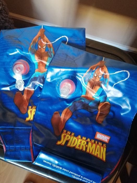 Abraçadeiras do Spiderman