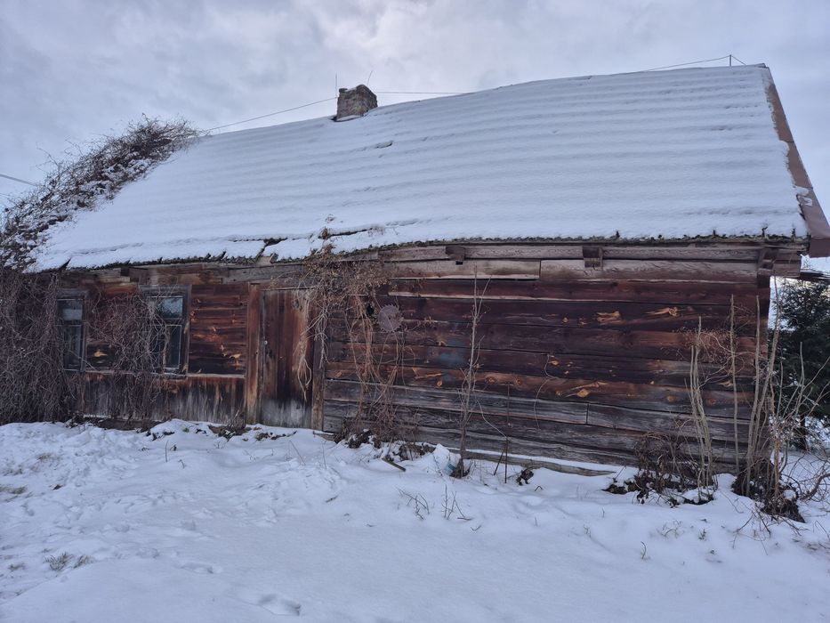Dom drewniany przeniesienie lub materiał