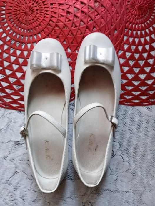 Ładne buty komunijne