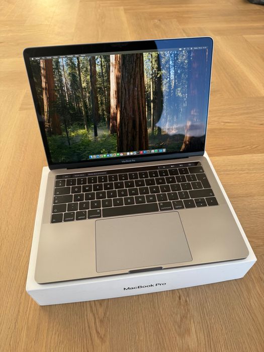 MacBook Pro 13,3” TOUCH BAR TOUCH ID 16/256 GB w idealnym stanie!