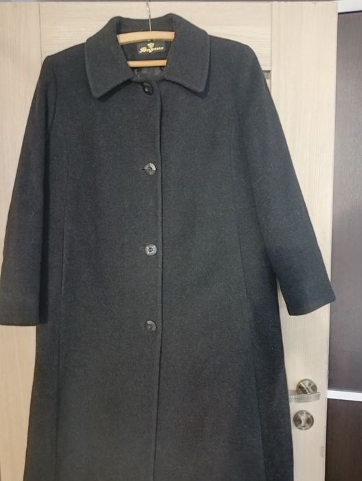 Damski wełniany płaszcz