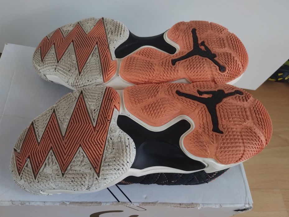 Buty unisex 37,5 Air Jordan Why Not Zer0.6 GS Rattan