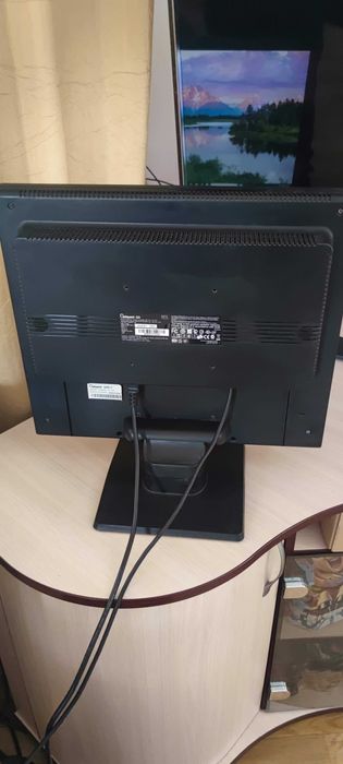 монітор 19 дюймів ViewSonic Optiquest Q9 (модель VS11455)