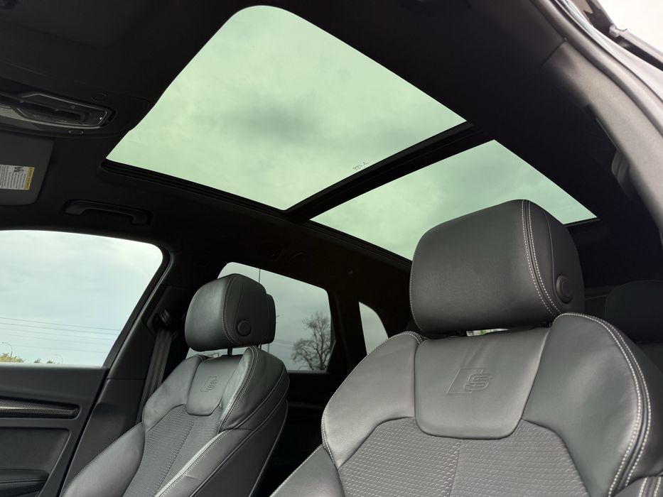 Audi SQ5 2022року 3.0 бензин автомат, повний привід, 46т.км