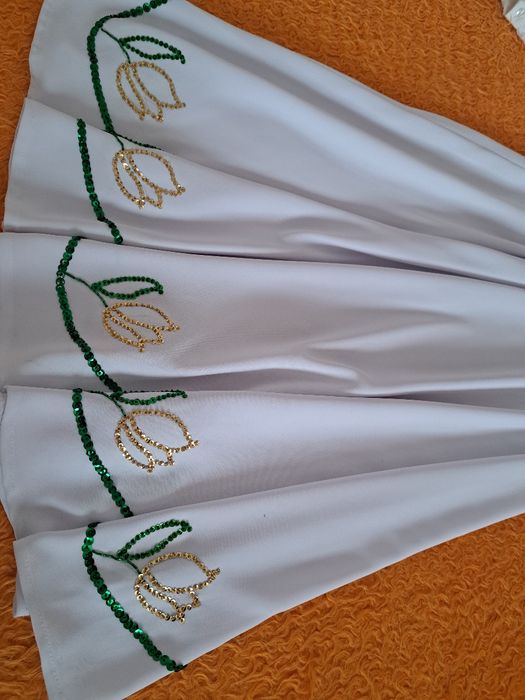 Ubranie komunijne góralskie,  dziewczęce.