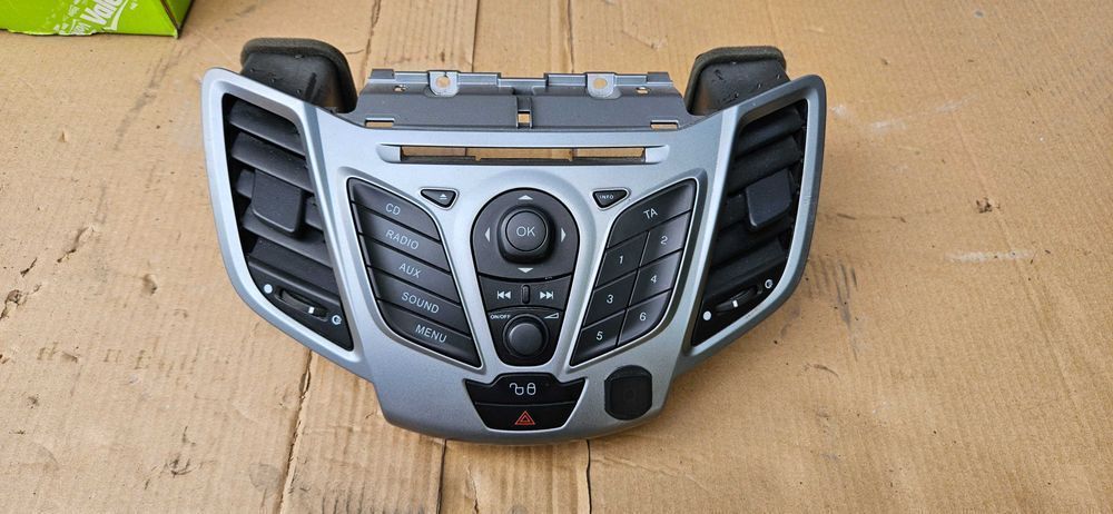 FORD FIESTA MK7 Panel Sterowania Klimatyzacji Nawiew A6T18K811AD