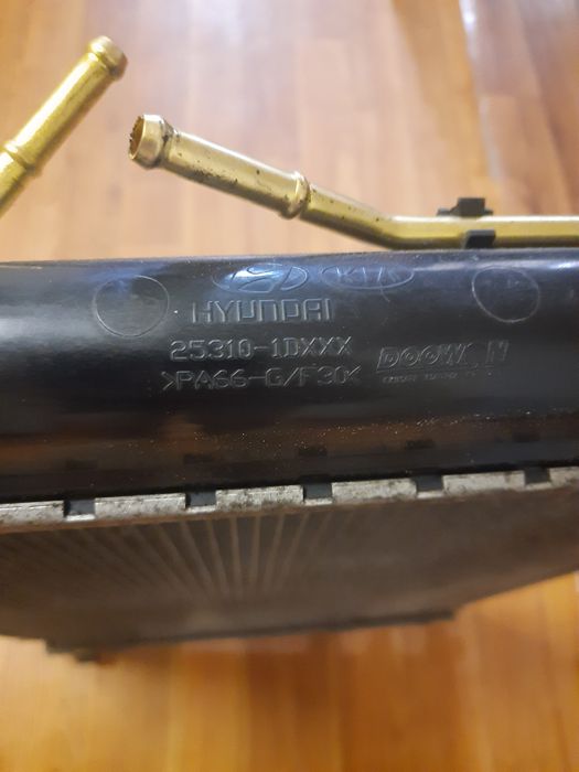 Радиатор основной Kia Carens UN 3