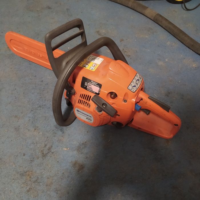 Piła Spalinowa Husqvarna 235 b. Ładna