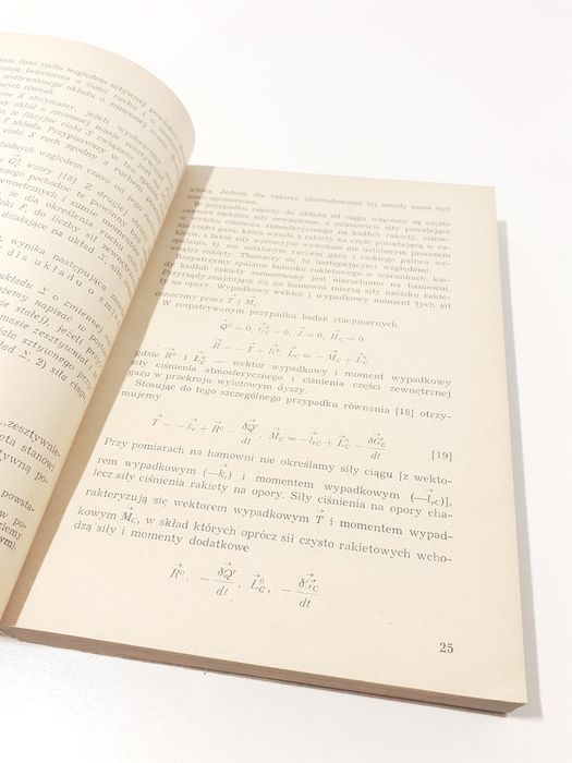 Teoria lotu rakiet niekierowanych MON 1961r