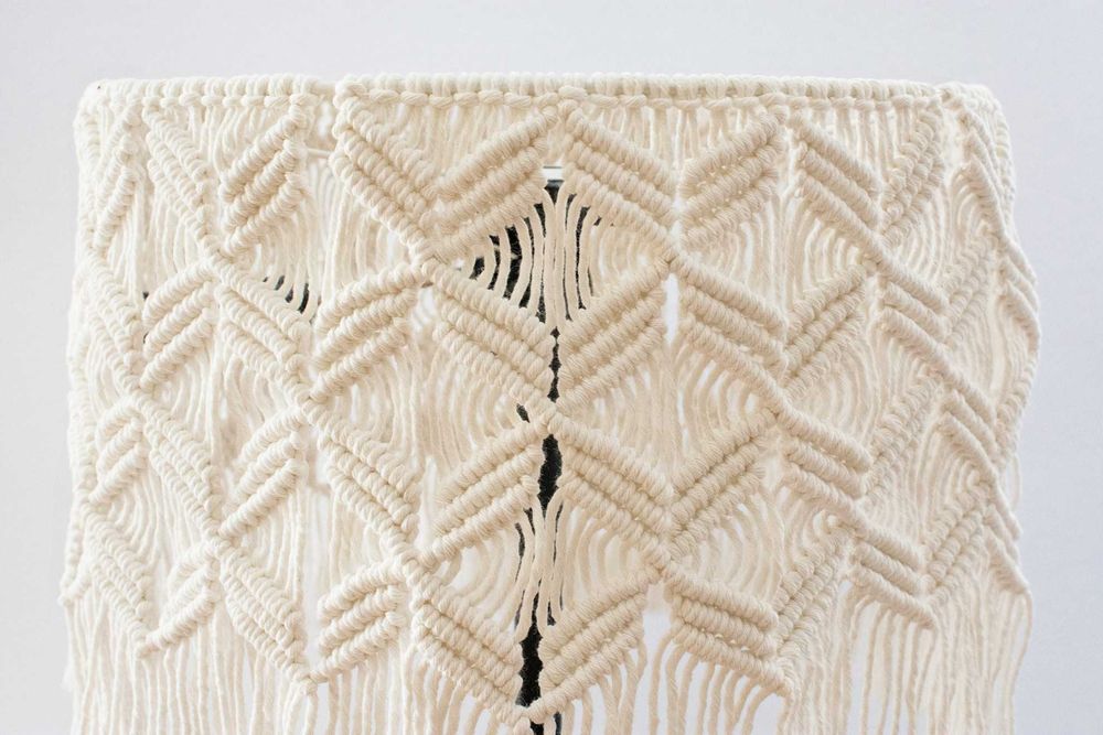 Abażur makrama ręcznie robiony dostępny od ręki