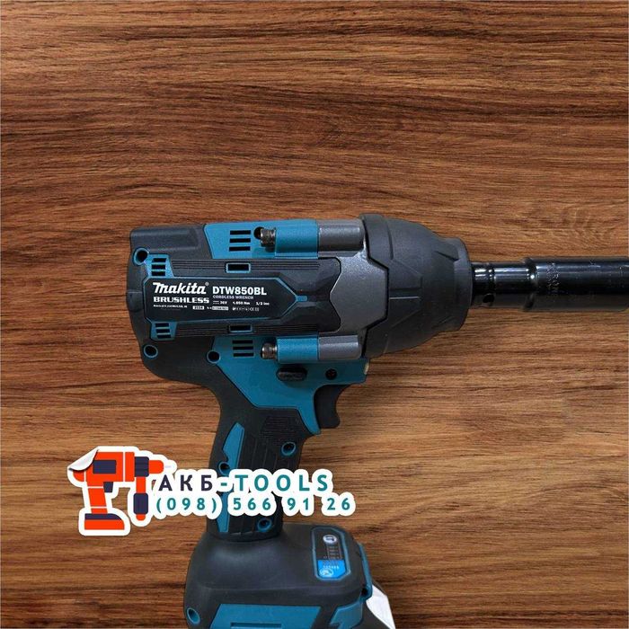 Ударний гайковерт Makita DTW850BL з крутящим моментом 850Nm 1АКБ 36/9