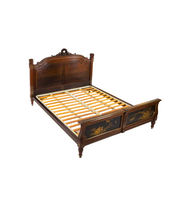 Cama Pau Santo Napoleão III, Painéis Florais Lacre, Século XIX