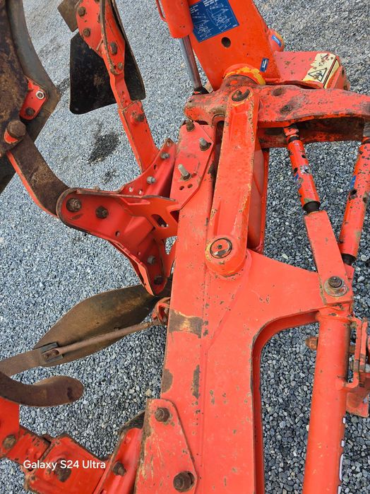Pług 4 skibowy KUHN MM 110