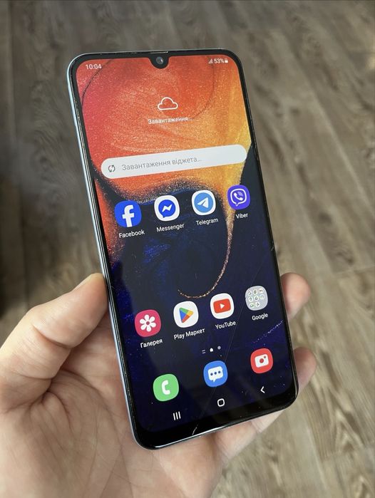 Продам Samsung A50 4/64gb