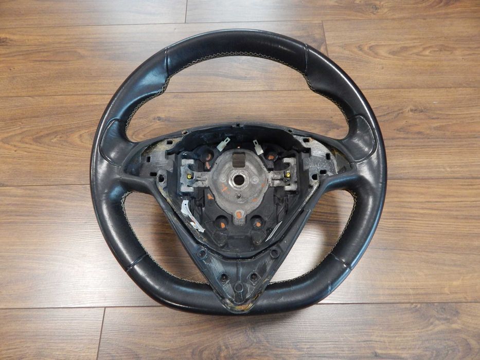 Kierownica Alfa Romeo Giulietta Lift skóra oryg