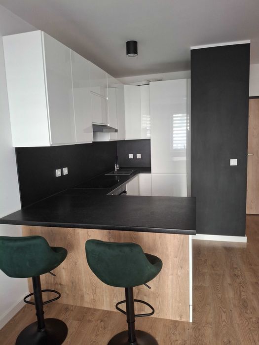 Mieszkanie 2 pokoje + miejsce postojowe na zamkniętym osiedlu