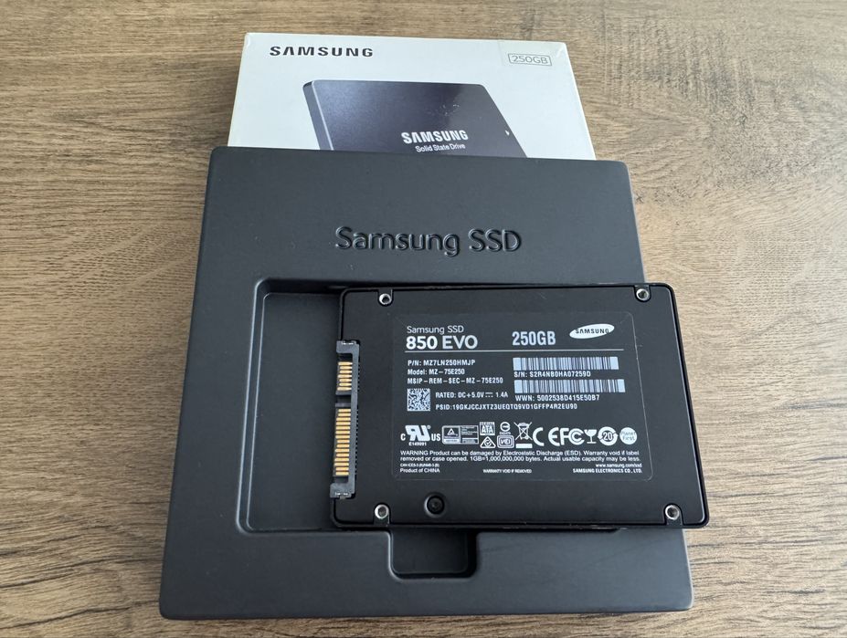 SSD накопичувач Samsung SSD 850 EVO 250GB