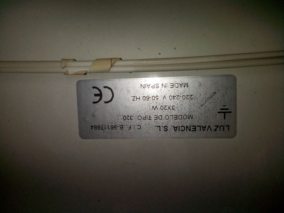 Lâmpadas de cozinha com balastros e arrancadores