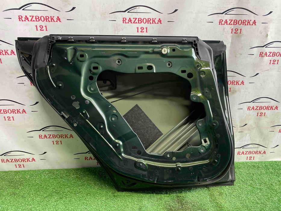 дверь дверка двері задня передня ліва bmw 440 g26